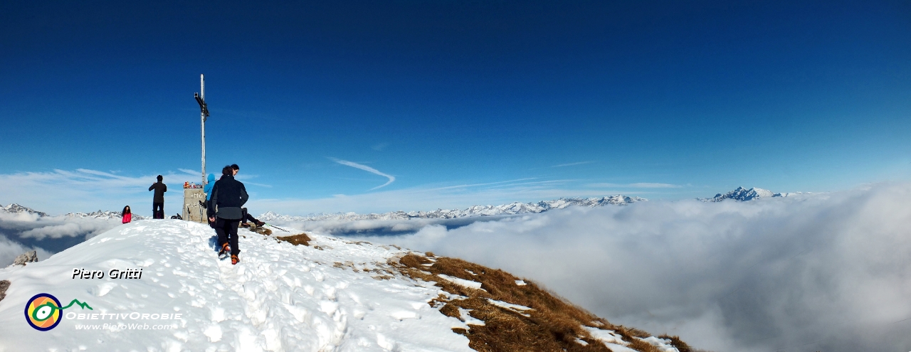 64 Panoramica dal Venturosa verso nord-est.jpg